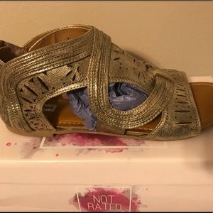 Gladiator style-opened toe flat